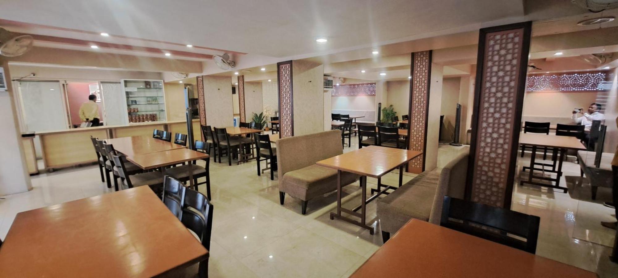 Hotel Swaroop Pune Extérieur photo