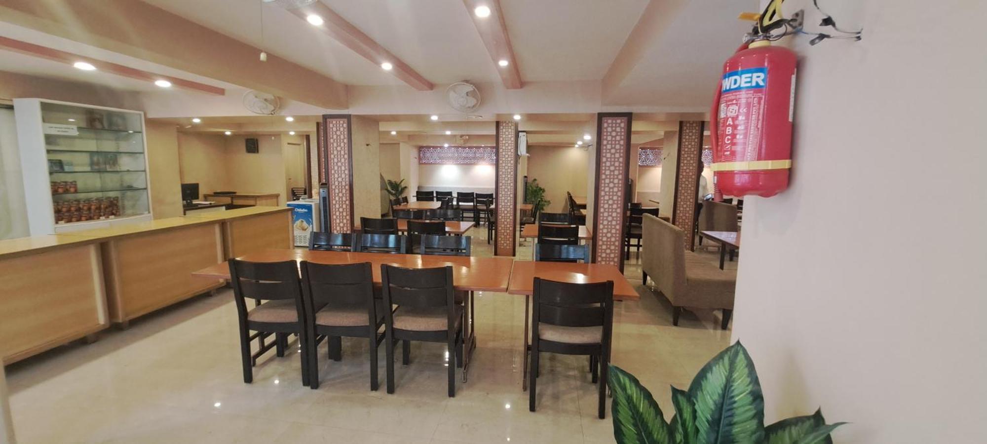 Hotel Swaroop Pune Extérieur photo