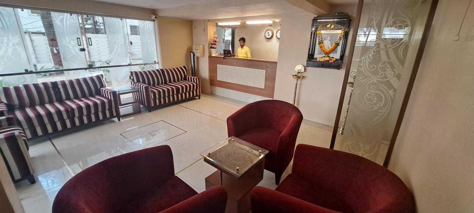 Hotel Swaroop Pune Extérieur photo