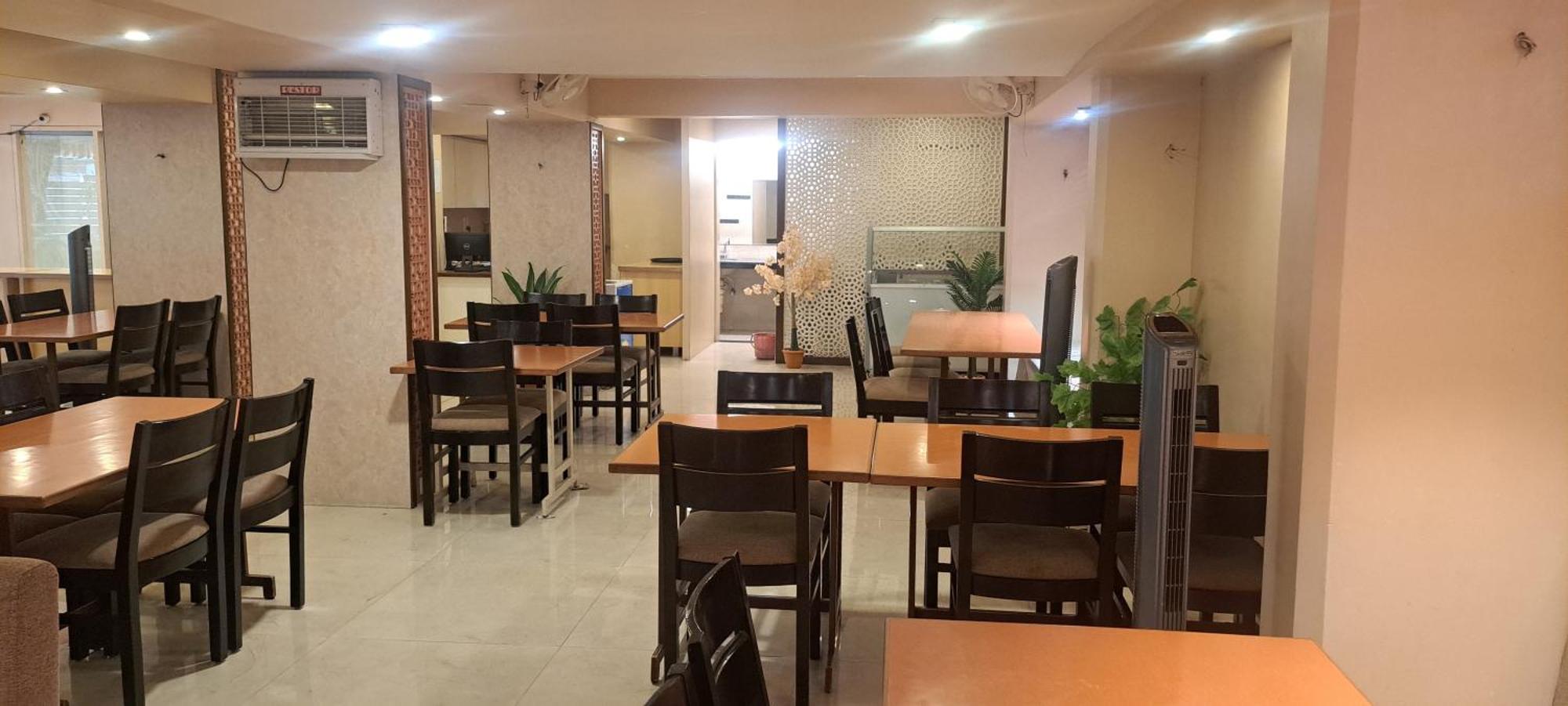 Hotel Swaroop Pune Extérieur photo