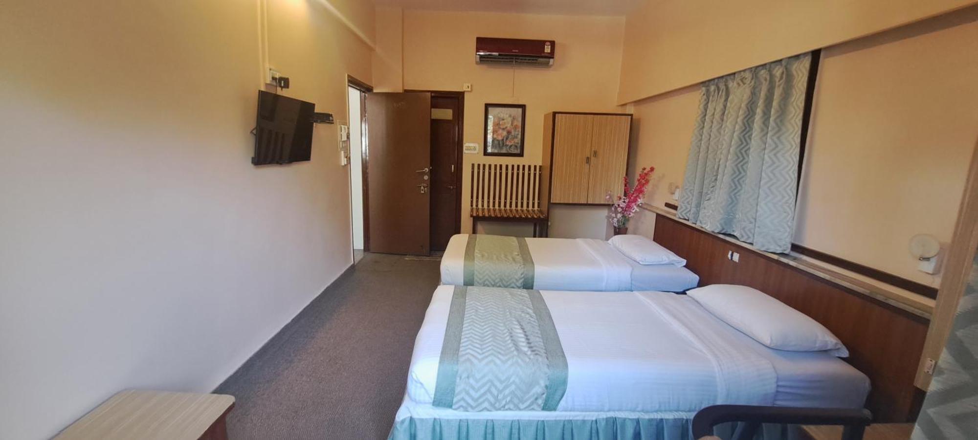 Hotel Swaroop Pune Extérieur photo